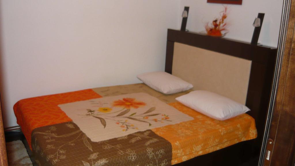 Hotel Zara Роман Стая снимка